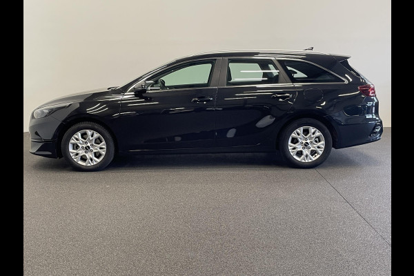 Kia Ceed Sportswagon 1.0 T-GDi 120pk DynamicLine Climate Control Navigatie Apple Carplay/Android Auto Cruise Control Full LED PDC VA Camera 16" Lichtmetalen Velgen
