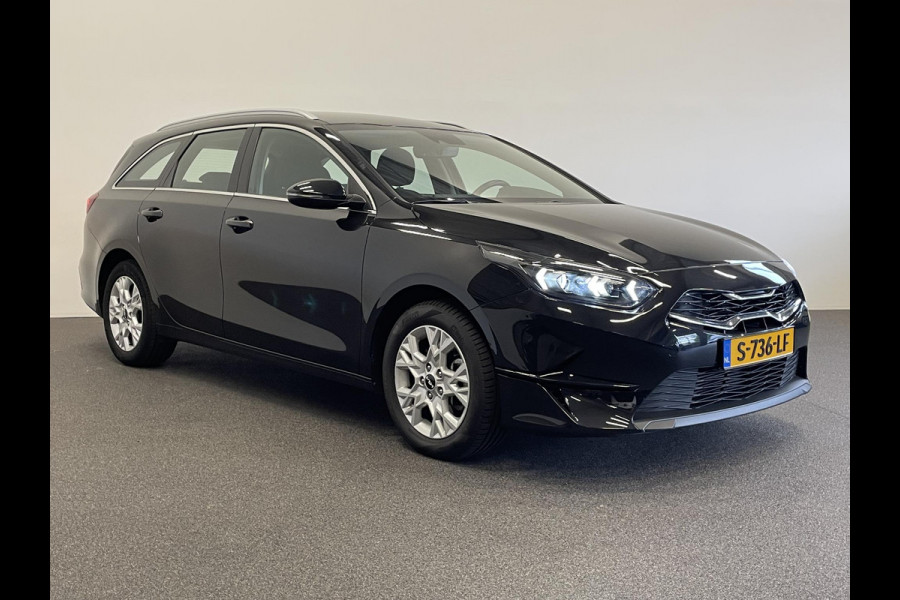 Kia Ceed Sportswagon 1.0 T-GDi 120pk DynamicLine Climate Control Navigatie Apple Carplay/Android Auto Cruise Control Full LED PDC VA Camera 16" Lichtmetalen Velgen