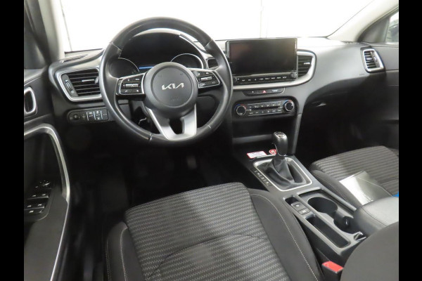 Kia Ceed Sportswagon 1.0 T-GDi 120pk DynamicLine Climate Control Navigatie Apple Carplay/Android Auto Cruise Control Full LED PDC VA Camera 16" Lichtmetalen Velgen