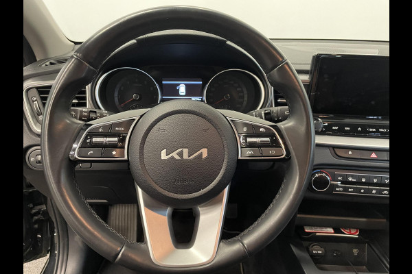 Kia Ceed Sportswagon 1.0 T-GDi 120pk DynamicLine Climate Control Navigatie Apple Carplay/Android Auto Cruise Control Full LED PDC VA Camera 16" Lichtmetalen Velgen