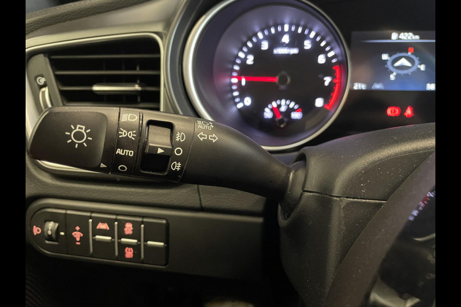 Kia Ceed Sportswagon 1.0 T-GDi 120pk DynamicLine Climate Control Navigatie Apple Carplay/Android Auto Cruise Control Full LED PDC VA Camera 16" Lichtmetalen Velgen