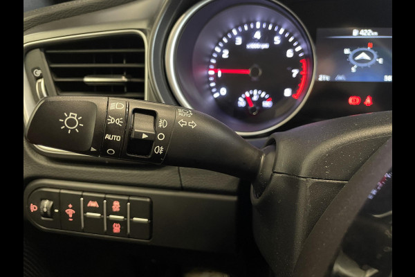 Kia Ceed Sportswagon 1.0 T-GDi 120pk DynamicLine Climate Control Navigatie Apple Carplay/Android Auto Cruise Control Full LED PDC VA Camera 16" Lichtmetalen Velgen