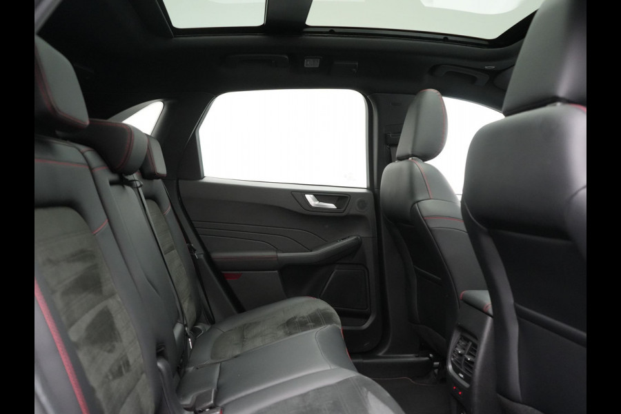 Ford Kuga 2.5 ST-Line X PHEV 225pk Dealer O.H. | Trekhaak Af Fabriek | Panodak | Adaptive Cruise | Head Up | 360 Camera | Alcantara Sportstoelen & Stuur Verwarmd | Bang & Olufsen | Keyless | Blis | Apple Carplay | Navigatie | DAB | Plug In Hybrid |