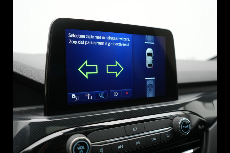 Ford Kuga 2.5 ST-Line X PHEV 225pk Dealer O.H. | Trekhaak Af Fabriek | Panodak | Adaptive Cruise | Head Up | 360 Camera | Alcantara Sportstoelen & Stuur Verwarmd | Bang & Olufsen | Keyless | Blis | Apple Carplay | Navigatie | DAB | Plug In Hybrid |