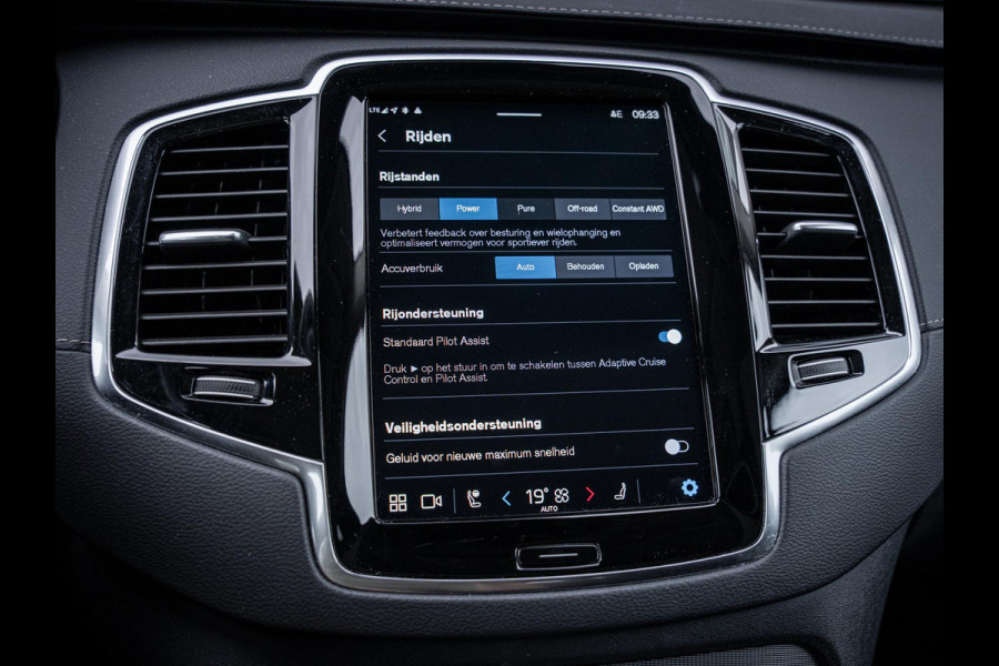 Volvo XC90 2.0 T8 Recharge AWD Ultimate Bright - R-Design l Pano l Trekhaak l HUD l Memory