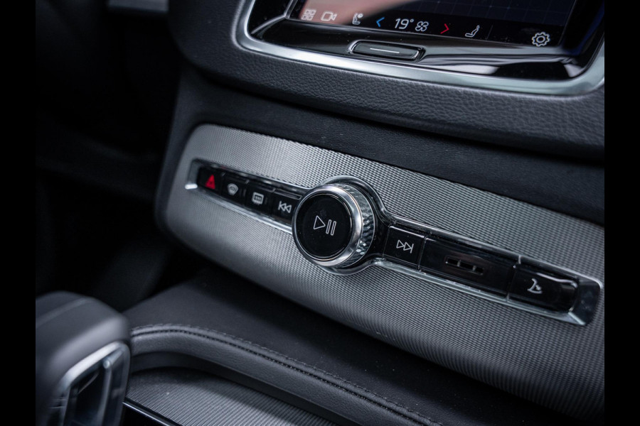 Volvo XC90 2.0 T8 Recharge AWD Ultimate Bright - R-Design l Pano l Trekhaak l HUD l Memory