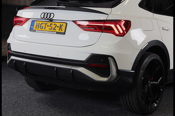 Audi Q3 Sportback 45 TFSI e RSQ3 Look / Memory / Camera / Acc / Lane Assist / Dode Hoek / S Line Zetels / Pano / Matrix / 21 In
