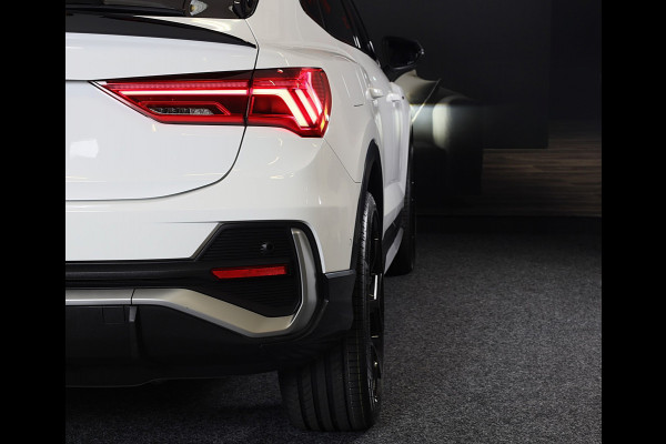 Audi Q3 Sportback 45 TFSI e RSQ3 Look / Memory / Camera / Acc / Lane Assist / Dode Hoek / S Line Zetels / Pano / Matrix / 21 In