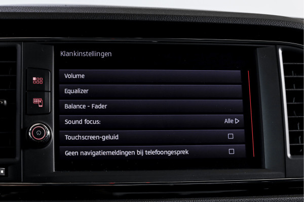 Seat Leon ST 1.5 TSI 150 PK FR Business Intense | Dig. Cockpit | Adapt. Cruise | Stoelverw. | PDC | Camera | NAV + App. Connect | ECC | Afn. Trekhaak | LM 19" |