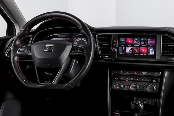 Seat Leon ST 1.5 TSI 150 PK FR Business Intense | Dig. Cockpit | Adapt. Cruise | Stoelverw. | PDC | Camera | NAV + App. Connect | ECC | Afn. Trekhaak | LM 19" |