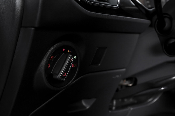Seat Leon ST 1.5 TSI 150 PK FR Business Intense | Dig. Cockpit | Adapt. Cruise | Stoelverw. | PDC | Camera | NAV + App. Connect | ECC | Afn. Trekhaak | LM 19" |