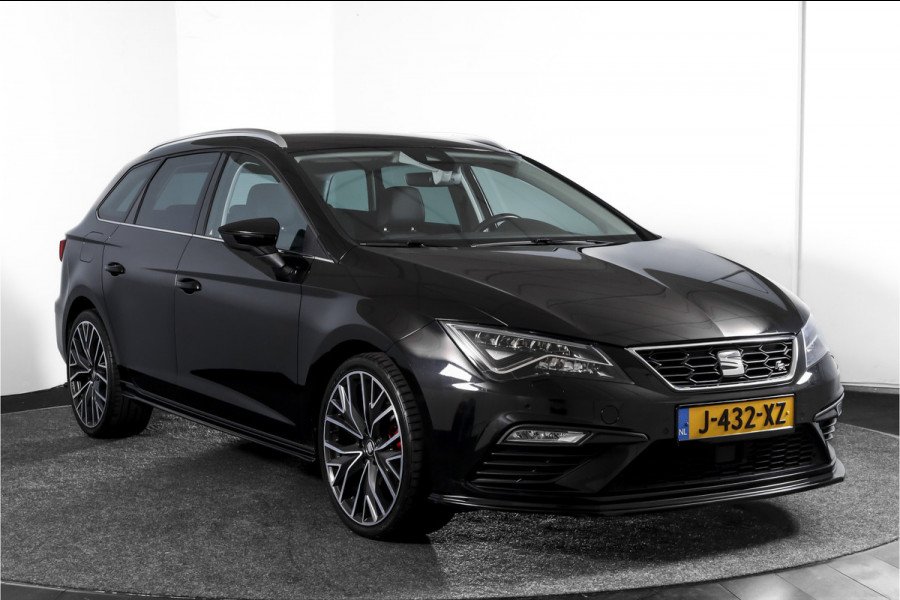 Seat Leon ST 1.5 TSI 150 PK FR Business Intense | Dig. Cockpit | Adapt. Cruise | Stoelverw. | PDC | Camera | NAV + App. Connect | ECC | Afn. Trekhaak | LM 19" |