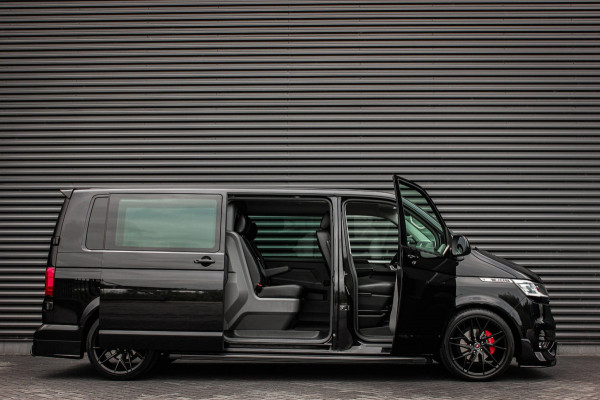 Volkswagen Transporter 2.0 TDI L2H1 150PK BULLI DC DUBBEL CABINE / LEIGHTONVANS BODYKIT / FULL OPTIONS / LEDER / FULL BLACK /APPLE
