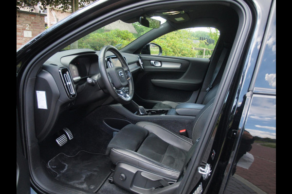 Volvo XC40 Recharge P8 AWD R-Design | SOH 91% | Trekhaak | Parkeersensoren | Apple Carplay | Cruise Control | NL-Auto |