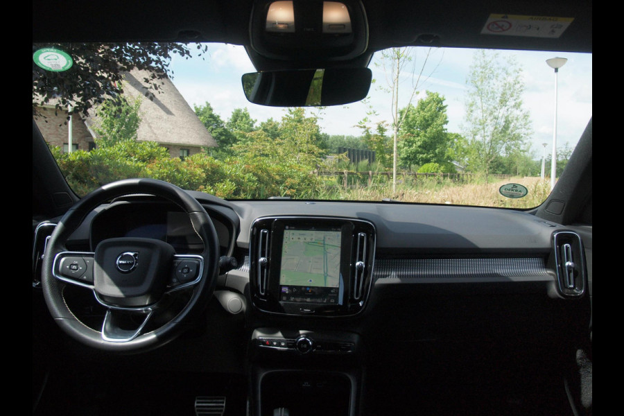 Volvo XC40 Recharge P8 AWD R-Design | SOH 91% | Trekhaak | Parkeersensoren | Apple Carplay | Cruise Control | NL-Auto |