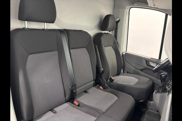 Volkswagen Crafter 35 2.0 TDI L4H3 Comfortline Automaat Carplay Cruise Control Stoelverwarming Standkachel 270 Graden Deuren Parkeersensoren