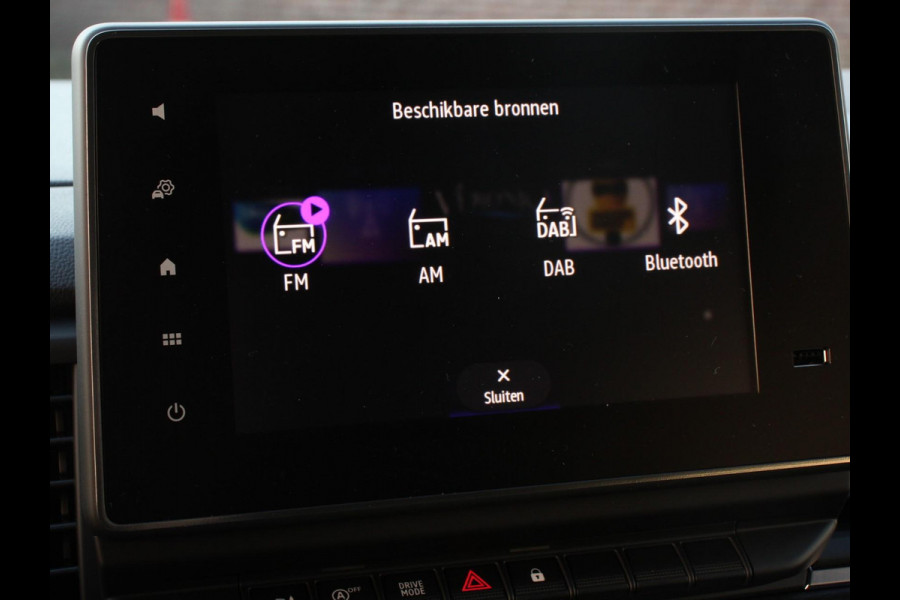 Renault Trafic 2.0 Blue dCi 150 T30 L2H1 Advance Dubbele cabine Navigatie Airco Lichtmetalen velgen Betimmering Trekhaak Camera Parkeer sensoren Dab