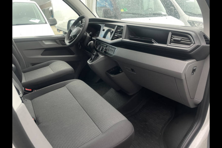 Volkswagen Transporter 2.0 TDI L2H1 28 BPM Vrij/(Complete inrichting Sortimo)/150pk/Camera