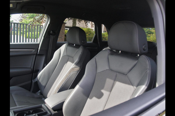 Audi Q3 45 TFSI e S edition | 2 X S-Line | Plug-in Hybride |Apple Carplay | Cruise Control | Parkeersensoren | 20 Inch | NL-Auto |