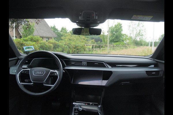 Audi e-tron Sportback 55 quattro Advanced edition Plus 95 kWh | Panoramadak | Camera | ACC | Apple Carplay | Memory stoelen |