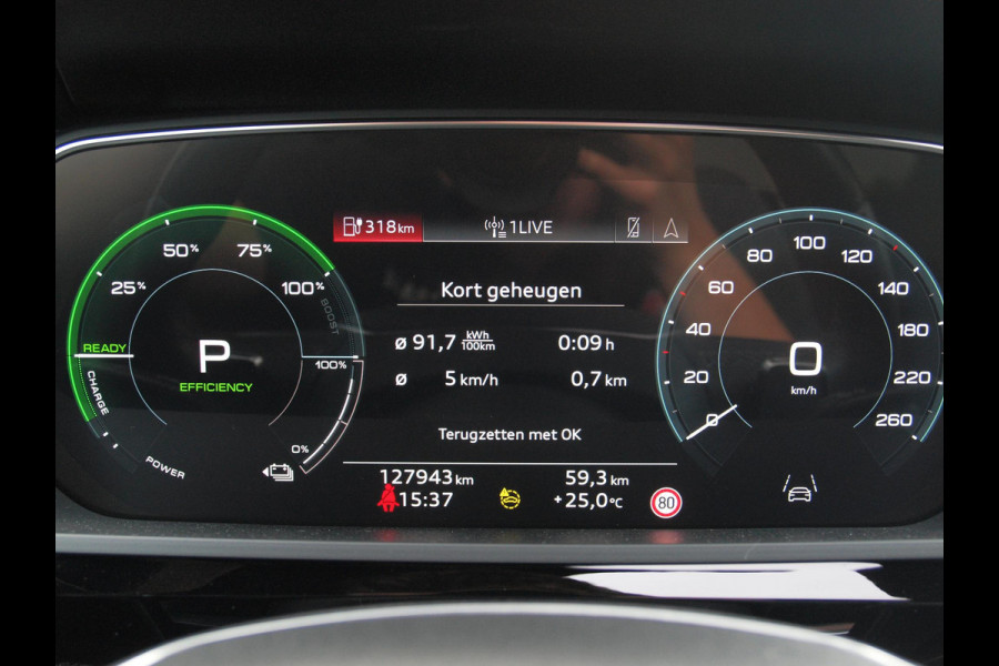 Audi e-tron Sportback 55 quattro Advanced edition Plus 95 kWh | Panoramadak | Camera | ACC | Apple Carplay | Memory stoelen |