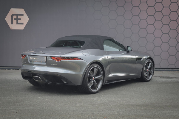 Jaguar F-Type P300 R-Dynamic | 20" CARBON INLEG VELGEN | LED KOPLAMPEN | SPORTUITLAAT | MERIDIDAN AUDIO | COLD CLIMATE PACK INCL. STUURVERWARMING EN VOORRUITVERWARMING INCL WARMTEWEREND GLAS