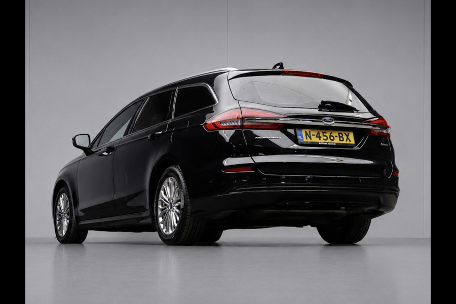 Ford Mondeo Wagon 2.0 IVCT HEV Titanium Sport (APPLE CARPLAY,NAVI,CAMERA,STOELVERWARMING,CRUISE,GETINT,SPORTSTOELEN,LM VELGEN)