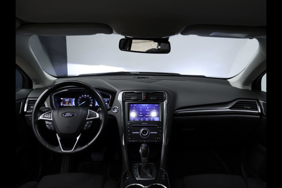 Ford Mondeo Wagon 2.0 IVCT HEV Titanium Sport (APPLE CARPLAY,NAVI,CAMERA,STOELVERWARMING,CRUISE,GETINT,SPORTSTOELEN,LM VELGEN)
