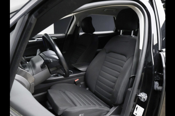 Ford Mondeo Wagon 2.0 IVCT HEV Titanium Sport (APPLE CARPLAY,NAVI,CAMERA,STOELVERWARMING,CRUISE,GETINT,SPORTSTOELEN,LM VELGEN)