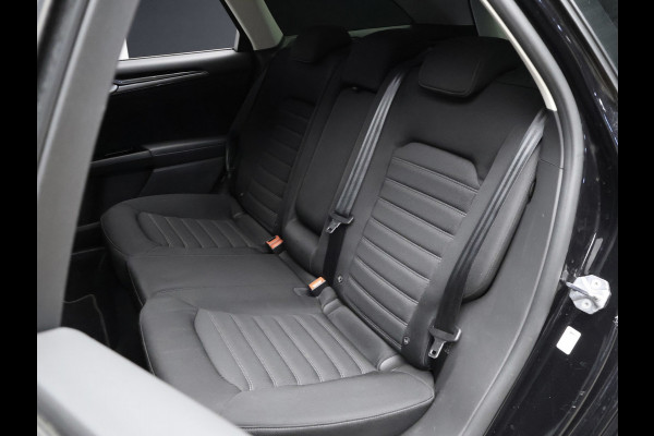 Ford Mondeo Wagon 2.0 IVCT HEV Titanium Sport (APPLE CARPLAY,NAVI,CAMERA,STOELVERWARMING,CRUISE,GETINT,SPORTSTOELEN,LM VELGEN)