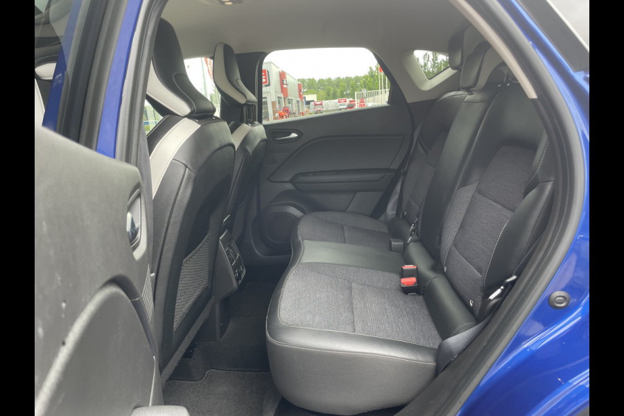 Renault Captur 1.6 E-Tech Plug-in Hybrid 160 Intens | Stoelverwarming | Camera |