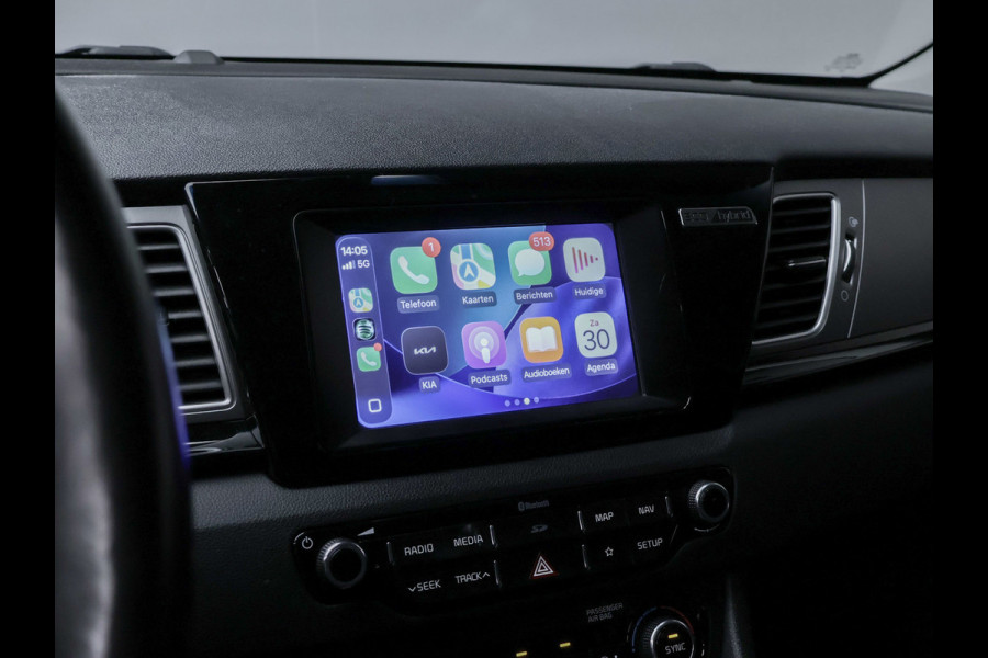 Kia Niro 1.6 GDi Hybrid Style Edition Sport (APPLE CARPLAY,NAVI,CAMERA,STOEL/STUUR VERWARMING,LED,GETINT,SPORTSTOELEN,LM VELGEN)