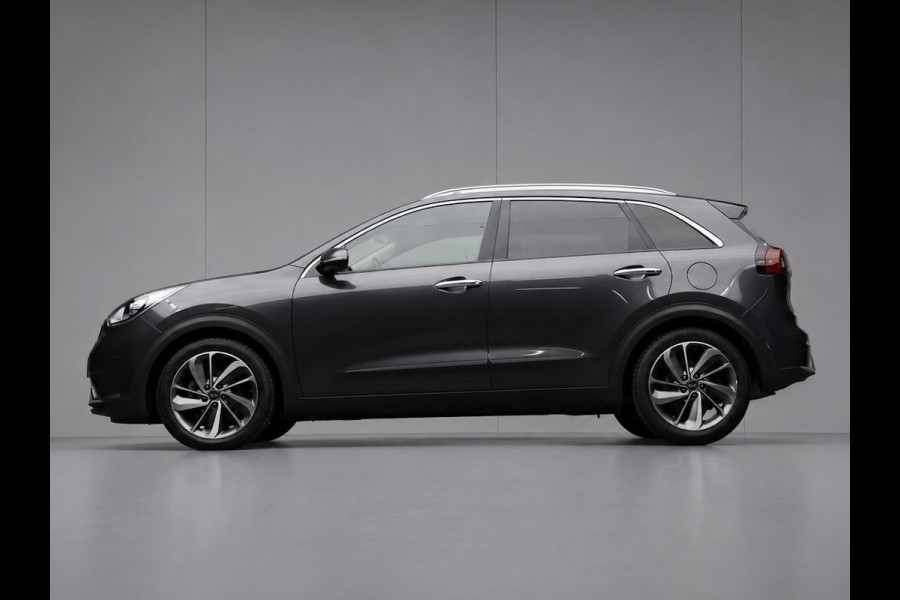 Kia Niro 1.6 GDi Hybrid Style Edition Sport (APPLE CARPLAY,NAVI,CAMERA,STOEL/STUUR VERWARMING,LED,GETINT,SPORTSTOELEN,LM VELGEN)