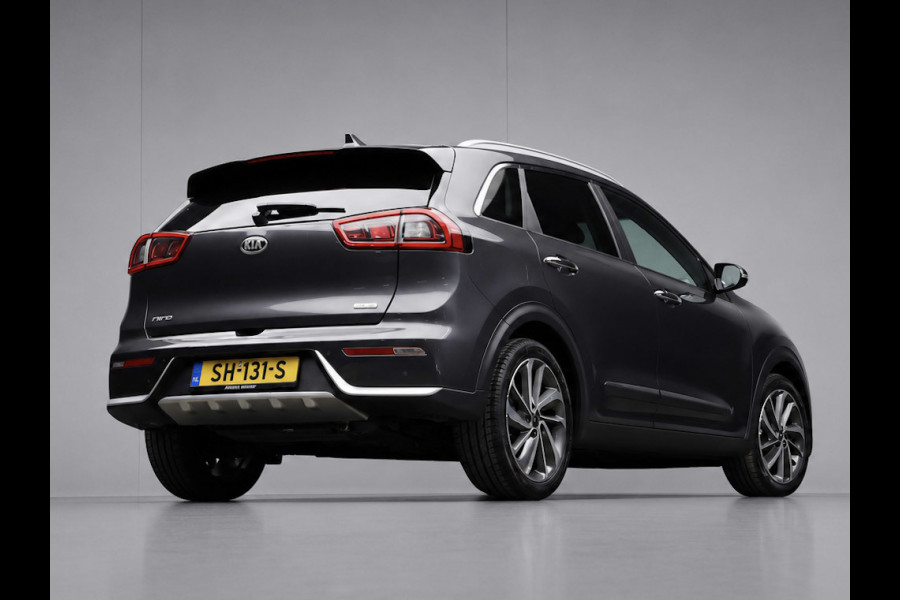 Kia Niro 1.6 GDi Hybrid Style Edition Sport (APPLE CARPLAY,NAVI,CAMERA,STOEL/STUUR VERWARMING,LED,GETINT,SPORTSTOELEN,LM VELGEN)