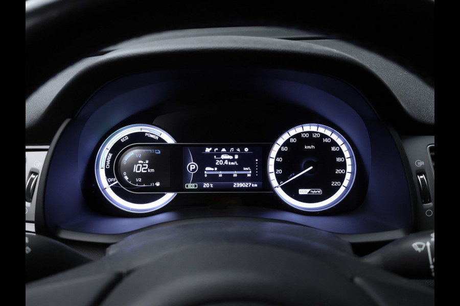 Kia Niro 1.6 GDi Hybrid Style Edition Sport (APPLE CARPLAY,NAVI,CAMERA,STOEL/STUUR VERWARMING,LED,GETINT,SPORTSTOELEN,LM VELGEN)