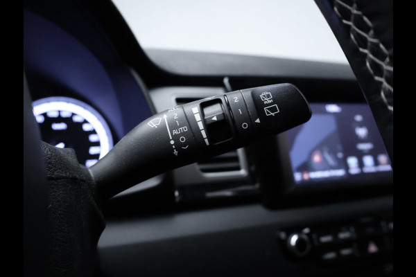 Kia Niro 1.6 GDi Hybrid Style Edition Sport (APPLE CARPLAY,NAVI,CAMERA,STOEL/STUUR VERWARMING,LED,GETINT,SPORTSTOELEN,LM VELGEN)