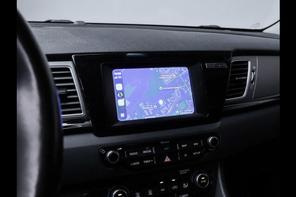 Kia Niro 1.6 GDi Hybrid Style Edition Sport (APPLE CARPLAY,NAVI,CAMERA,STOEL/STUUR VERWARMING,LED,GETINT,SPORTSTOELEN,LM VELGEN)
