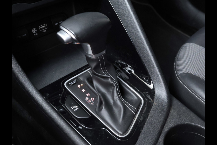 Kia Niro 1.6 GDi Hybrid Style Edition Sport (APPLE CARPLAY,NAVI,CAMERA,STOEL/STUUR VERWARMING,LED,GETINT,SPORTSTOELEN,LM VELGEN)