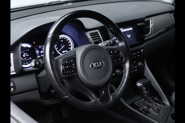 Kia Niro 1.6 GDi Hybrid Style Edition Sport (APPLE CARPLAY,NAVI,CAMERA,STOEL/STUUR VERWARMING,LED,GETINT,SPORTSTOELEN,LM VELGEN)
