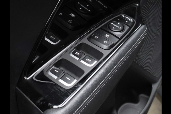 Kia Niro 1.6 GDi Hybrid Style Edition Sport (APPLE CARPLAY,NAVI,CAMERA,STOEL/STUUR VERWARMING,LED,GETINT,SPORTSTOELEN,LM VELGEN)