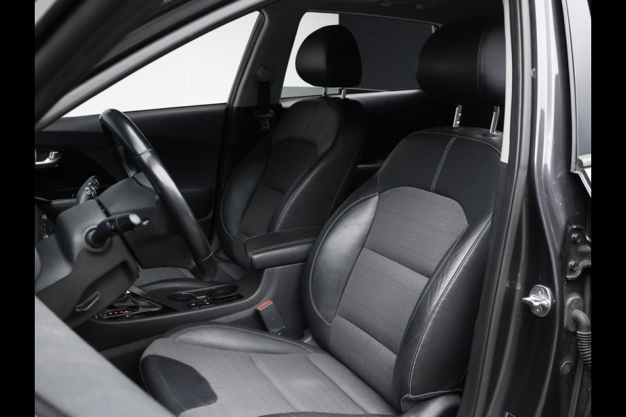 Kia Niro 1.6 GDi Hybrid Style Edition Sport (APPLE CARPLAY,NAVI,CAMERA,STOEL/STUUR VERWARMING,LED,GETINT,SPORTSTOELEN,LM VELGEN)
