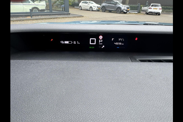 Citroën ë-C3 Max 113pk 44 kWh 4.500 KM!! UNIEKE KM STAND  | 3-FASE LADER | NAVIGATIE | CAMERA | FABRIEKSGARANTIE TOT 02-2027 | BTW VERREKENBAAR |