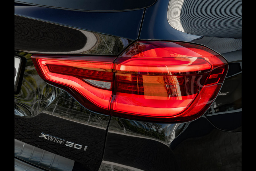 BMW X3 xDrive30i M-Sport - Pano - M-zetels - Trekhaak - Driving Ass Plus - Harman Kardon