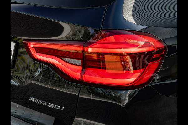 BMW X3 xDrive30i M-Sport - Pano - M-zetels - Trekhaak - Driving Ass Plus - Harman Kardon