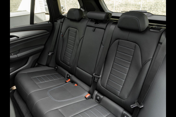 BMW X3 xDrive30i M-Sport - Pano - M-zetels - Trekhaak - Driving Ass Plus - Harman Kardon
