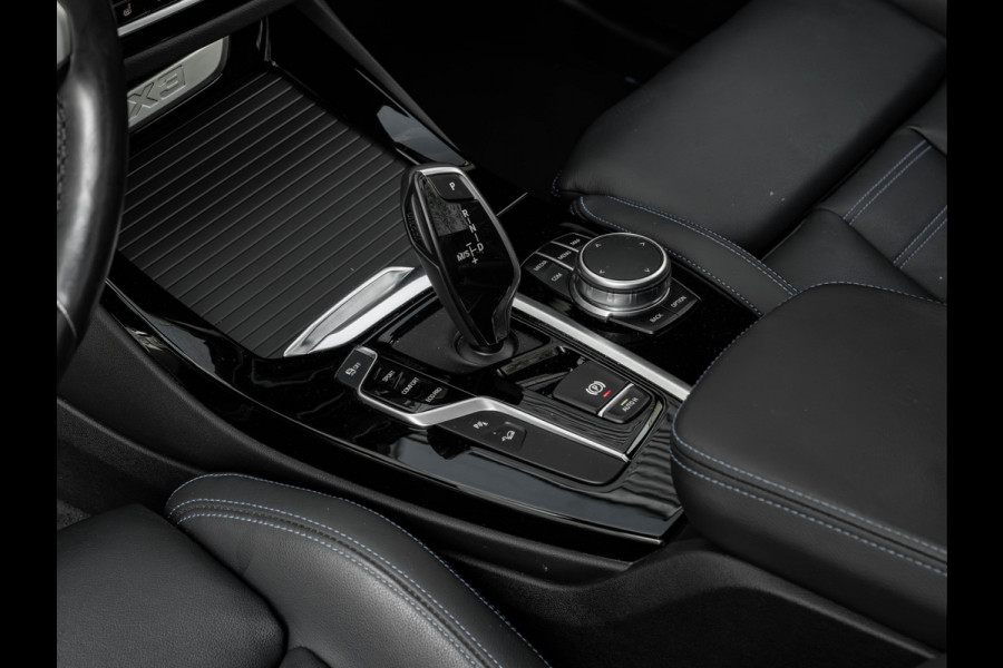 BMW X3 xDrive30i M-Sport - Pano - M-zetels - Trekhaak - Driving Ass Plus - Harman Kardon