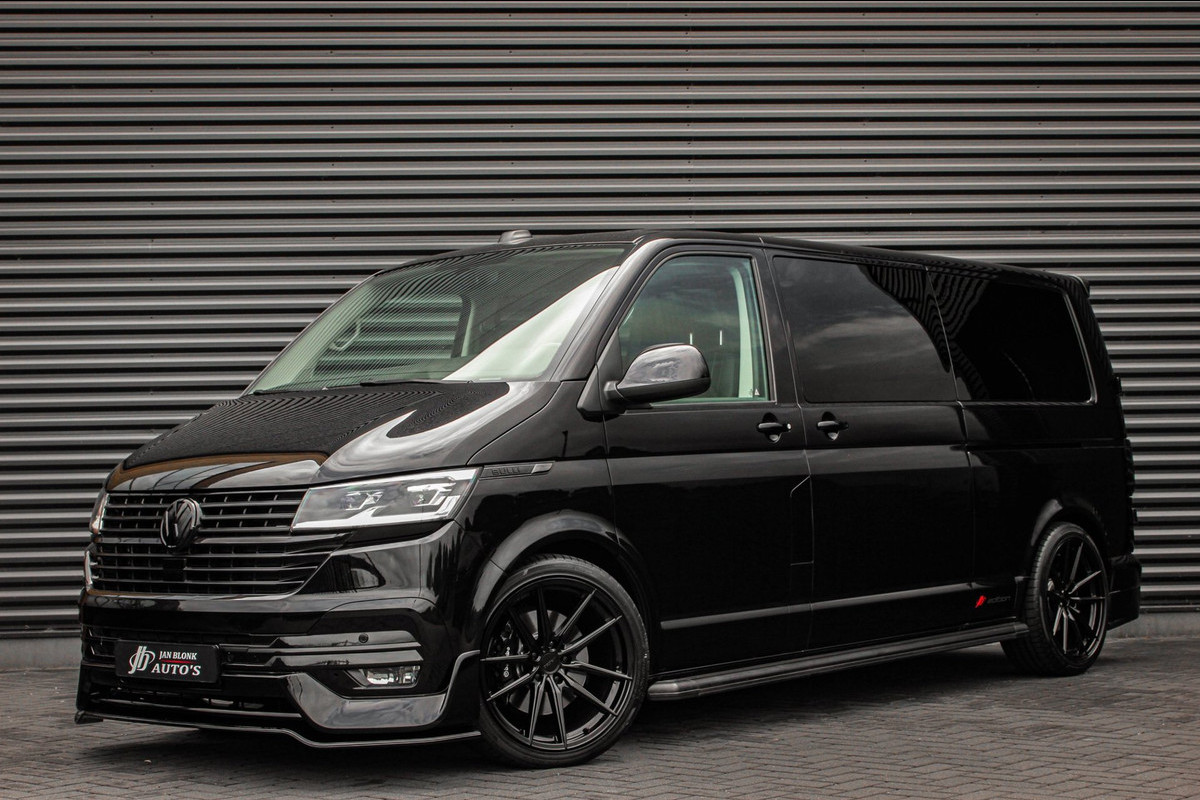 Volkswagen Transporter 2.0 TDI L2H1 204PK BULLI DC DUBBEL CABINE / LEIGHTONVANS BODYKIT / FULL OPTIONS / LEDER / FULL BLACK /APPLE