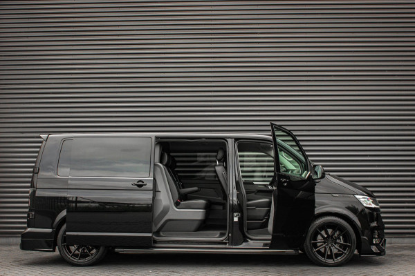 Volkswagen Transporter 2.0 TDI L2H1 204PK BULLI DC DUBBEL CABINE / LEIGHTONVANS BODYKIT / FULL OPTIONS / LEDER / FULL BLACK /APPLE