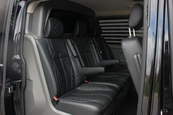 Volkswagen Transporter 2.0 TDI L2H1 204PK BULLI DC DUBBEL CABINE / LEIGHTONVANS BODYKIT / FULL OPTIONS / LEDER / FULL BLACK /APPLE