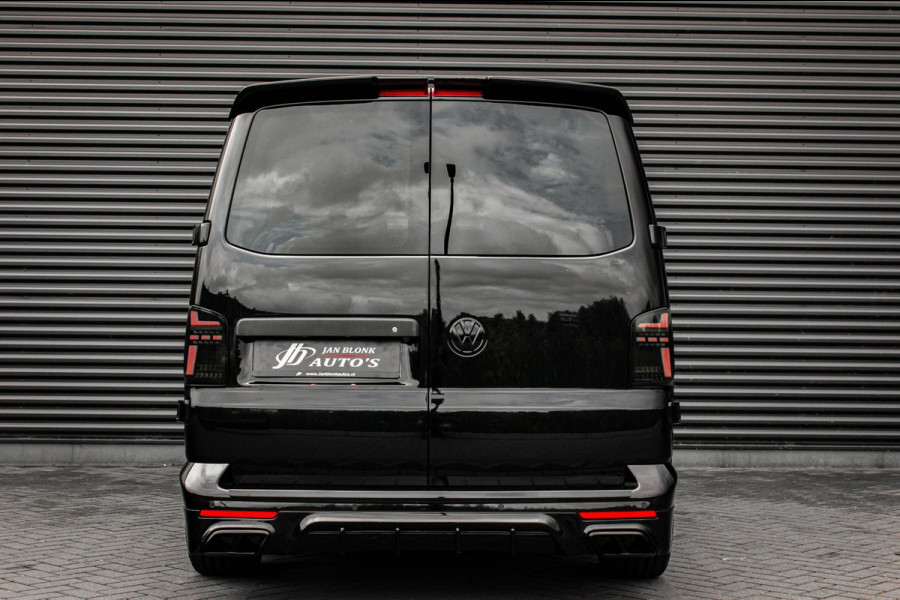 Volkswagen Transporter 2.0 TDI L2H1 204PK BULLI DC DUBBEL CABINE / LEIGHTONVANS BODYKIT / FULL OPTIONS / LEDER / FULL BLACK /APPLE